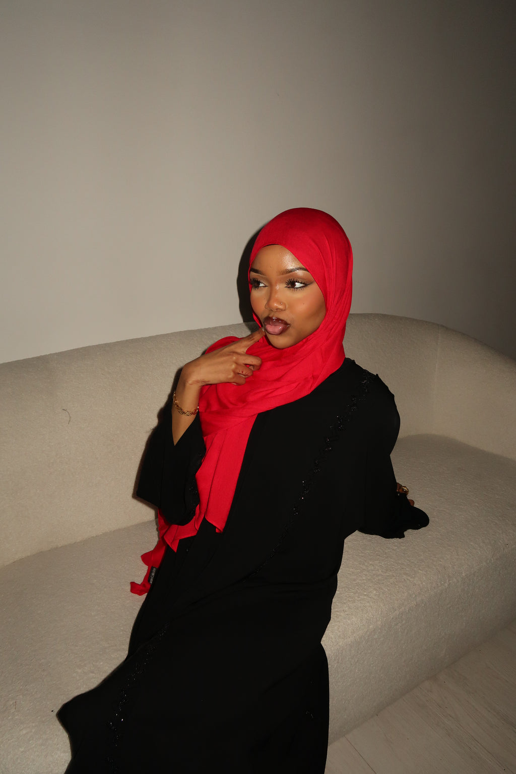 SCARLET RED PREMIUM MODAL